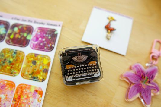 Typewriter Clip