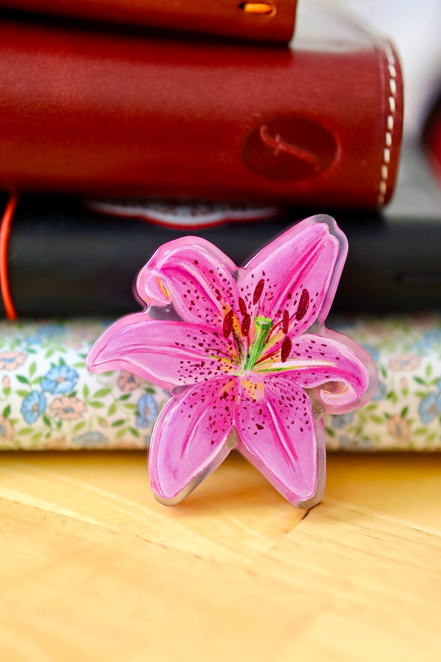 Stargazer Lily Clip