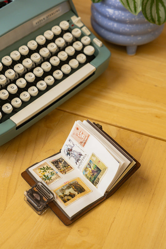 Typewriter Clip